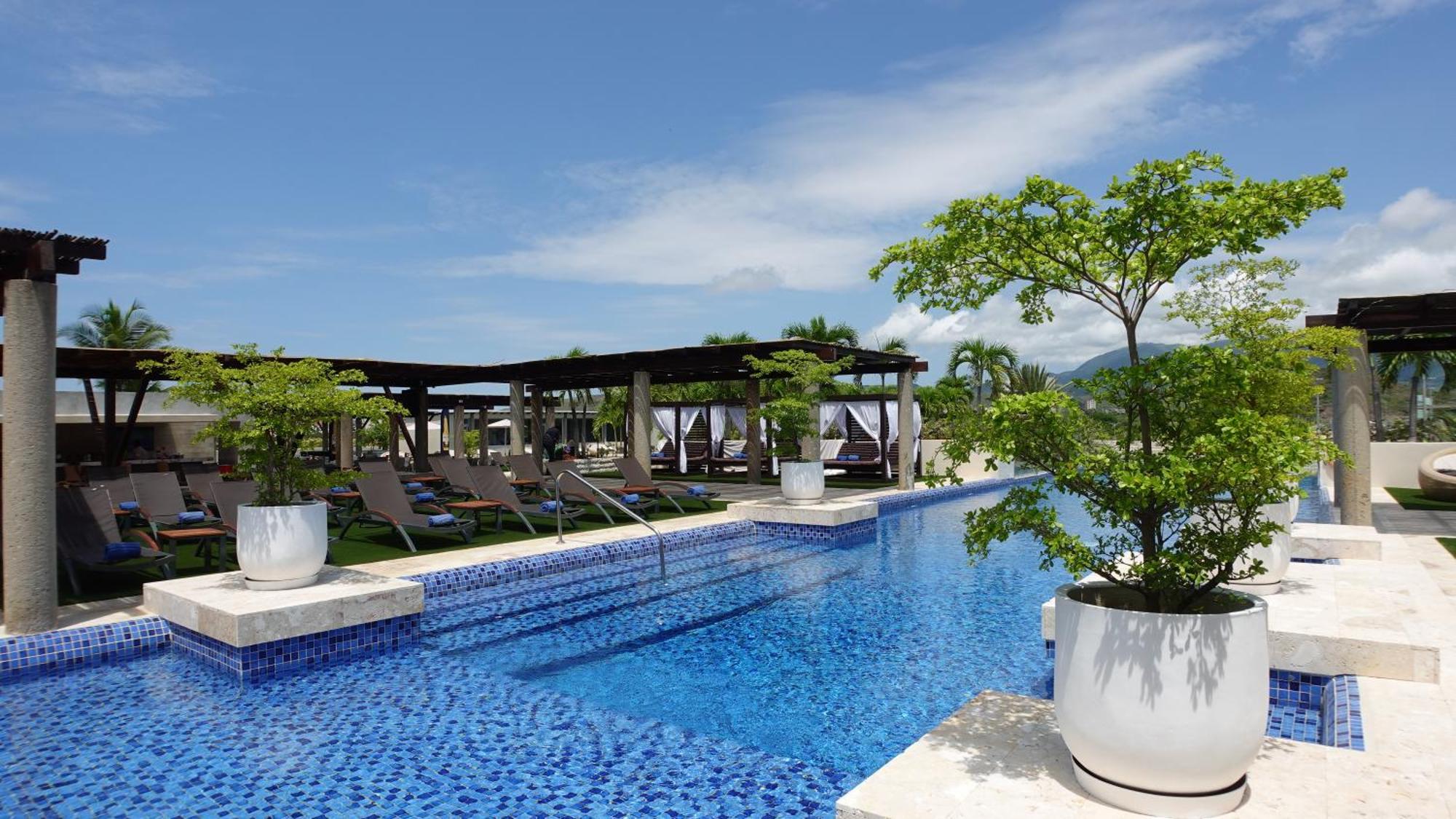 Sunsol Unik Luxury Hotel Porlamar Exterior photo
