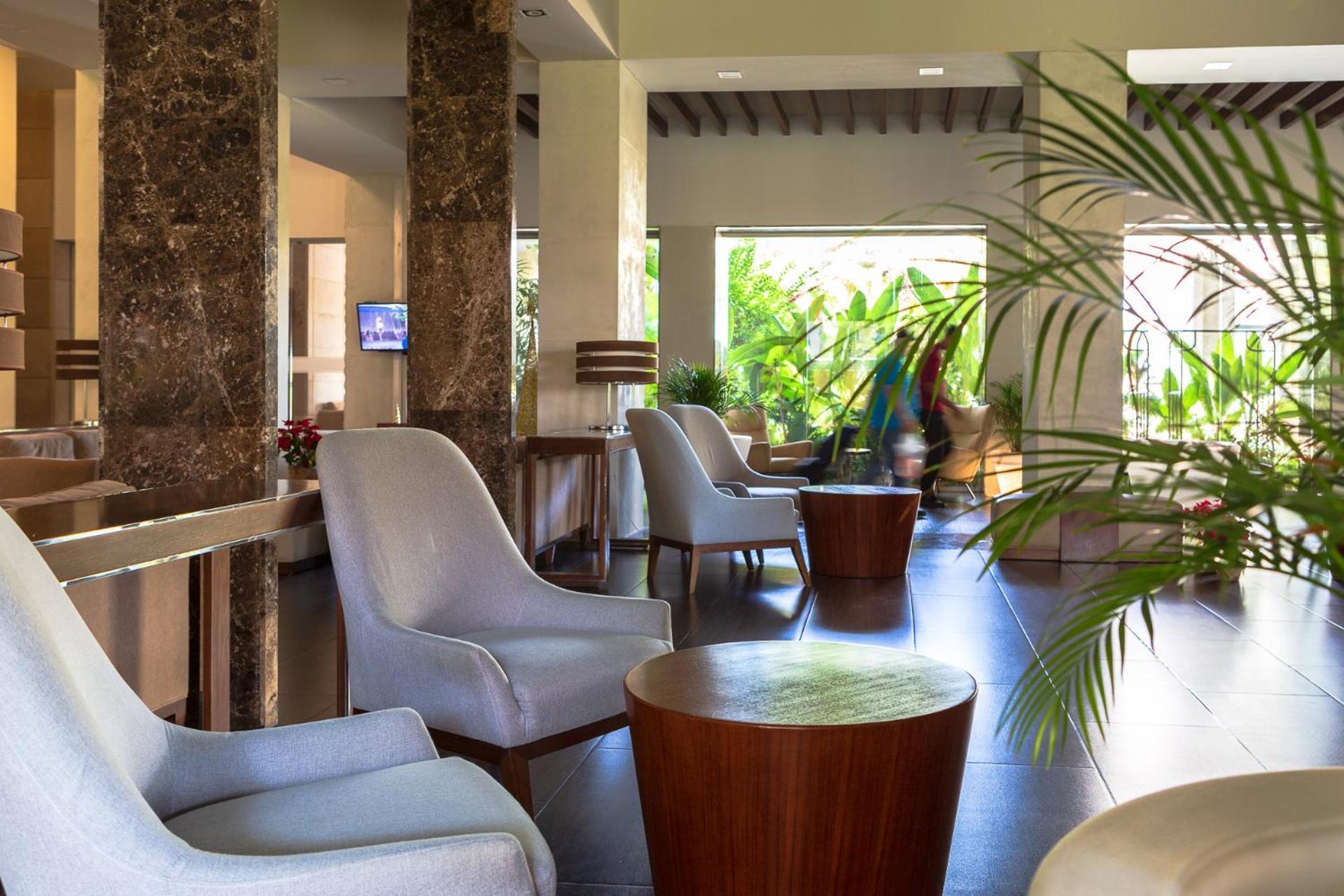 Sunsol Unik Luxury Hotel Porlamar Exterior photo