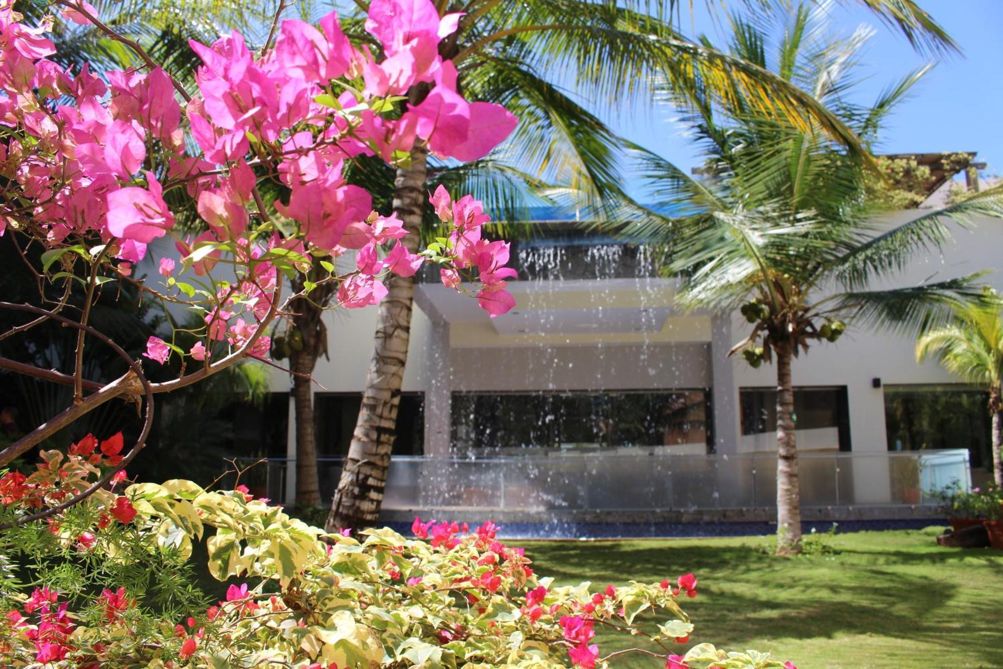 Sunsol Unik Luxury Hotel Porlamar Exterior photo